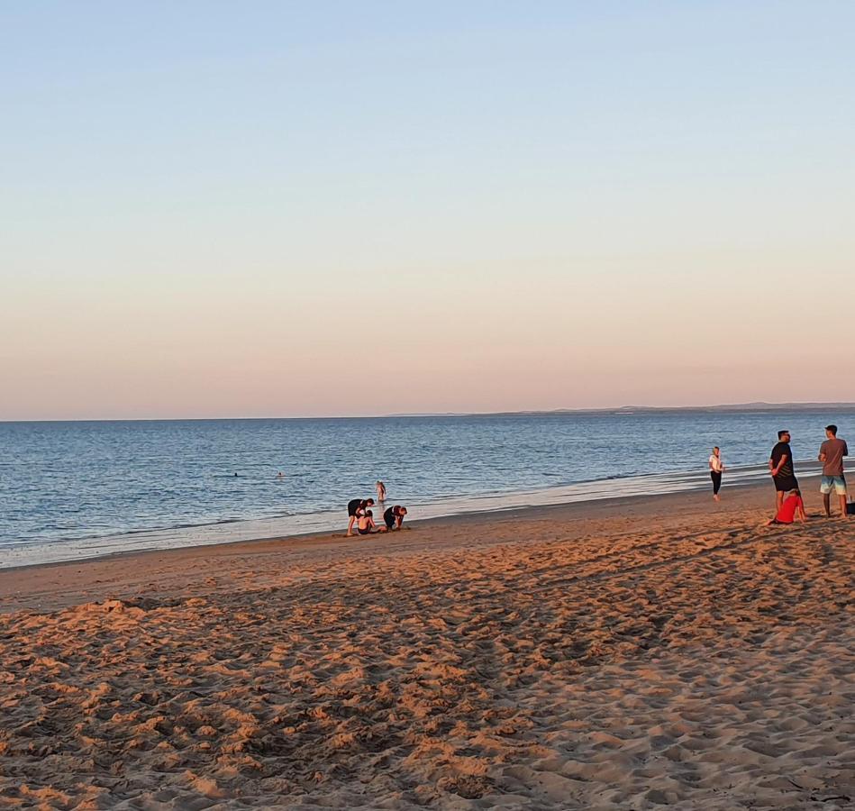 Villa Venezia Apt 3 - Spacious Hervey Bay Beachfront Apartment Luaran gambar