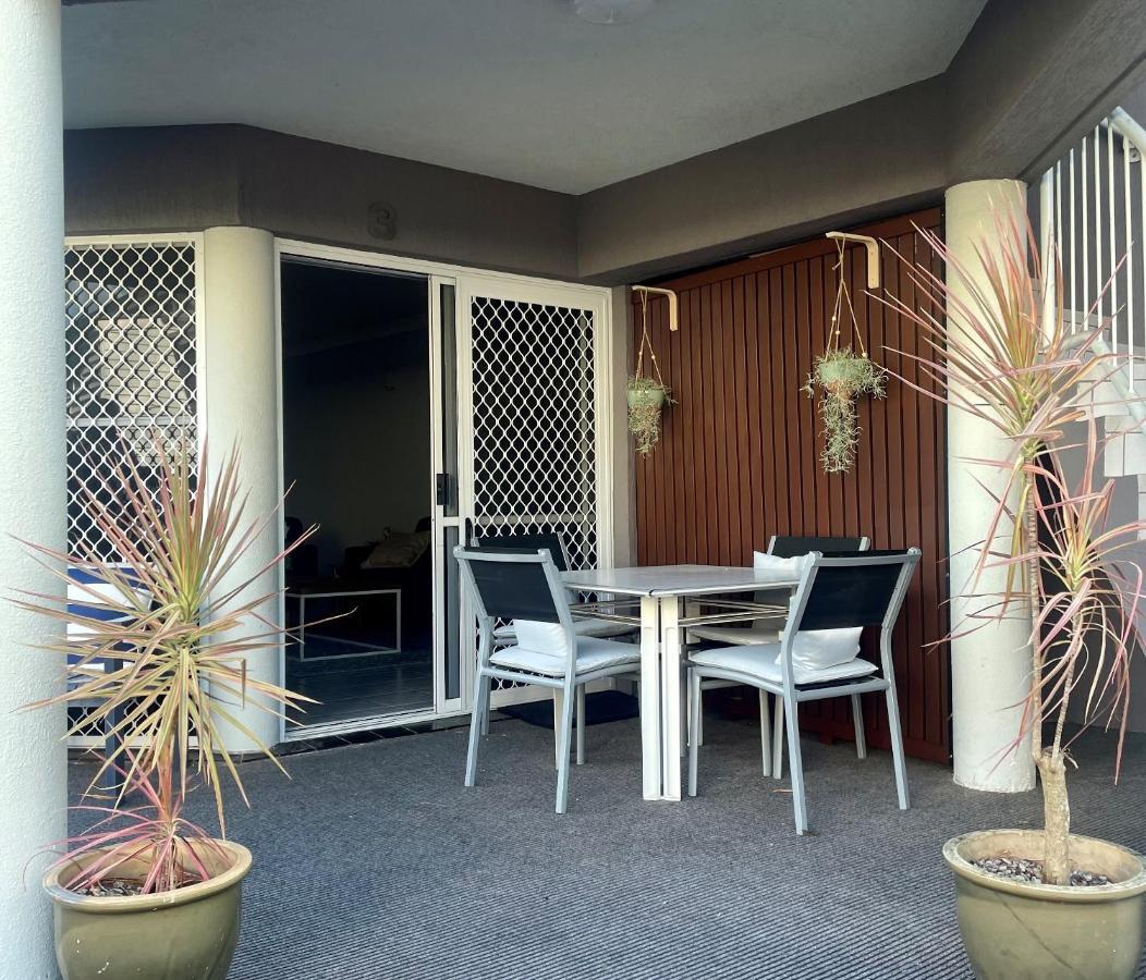 Villa Venezia Apt 3 - Spacious Hervey Bay Beachfront Apartment Luaran gambar